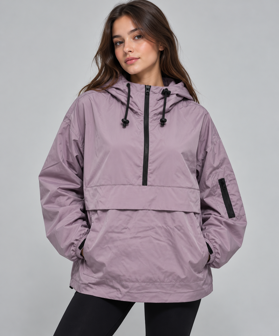 Anorak impermeable oversize con capucha