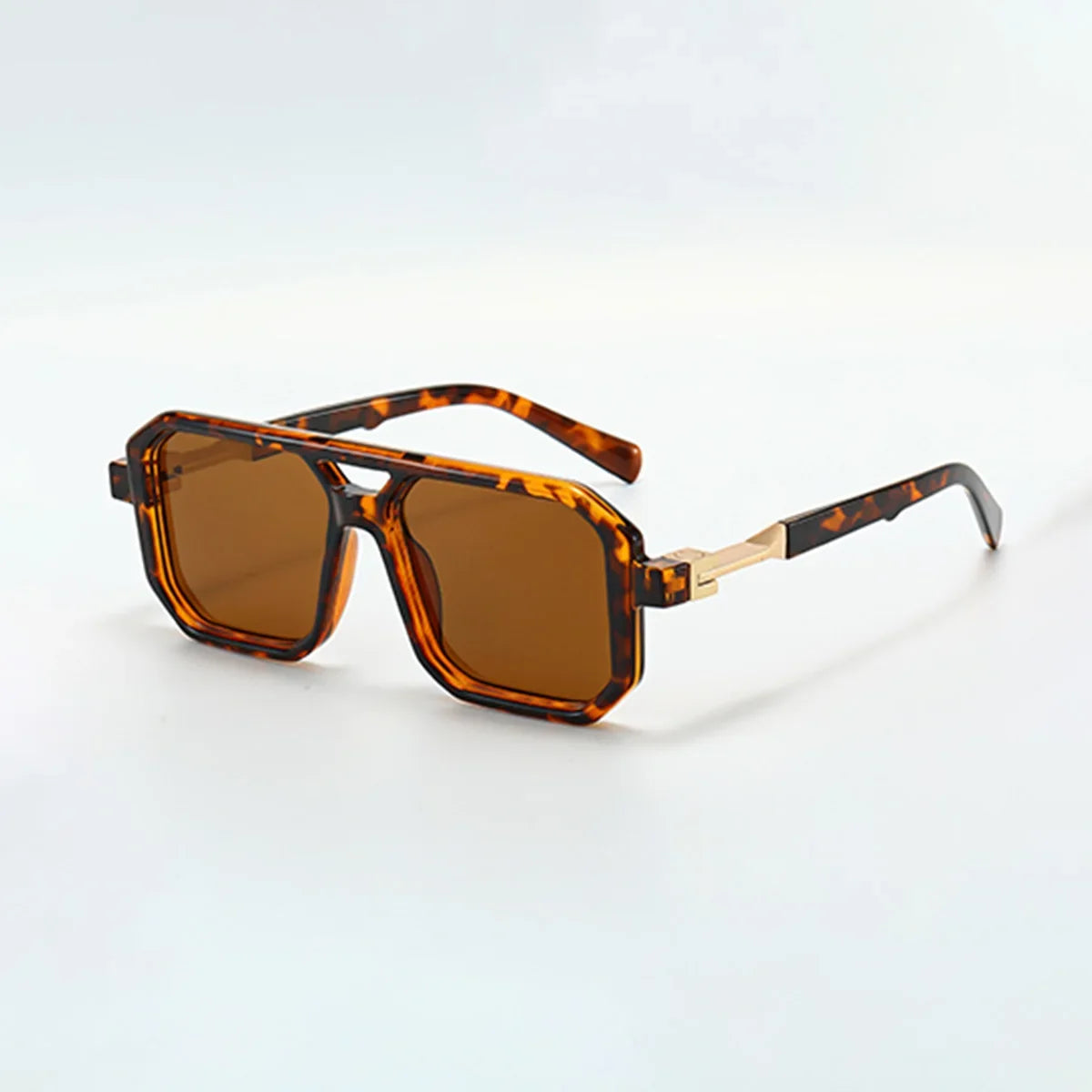Gafas de sol de diseño moderno