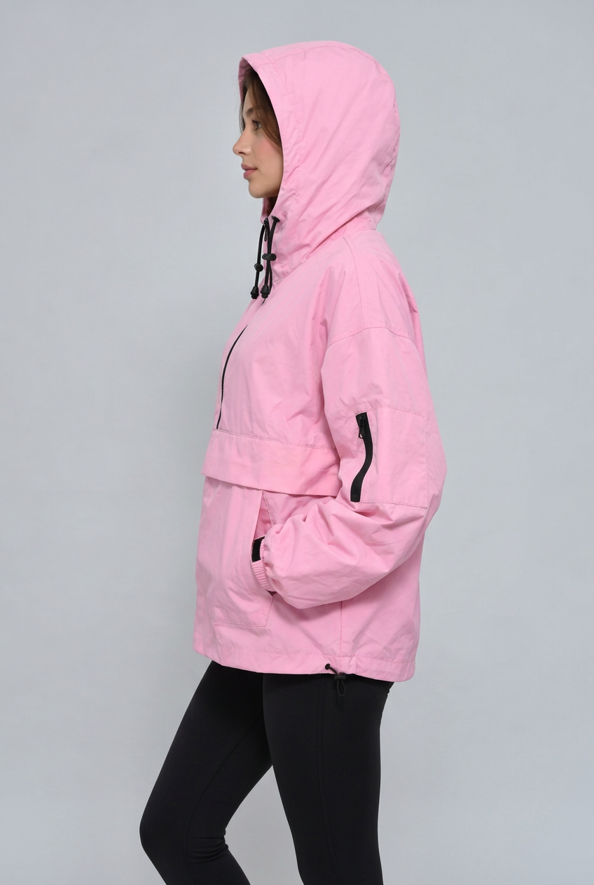 Anorak rosa chicle - perfil con capucha