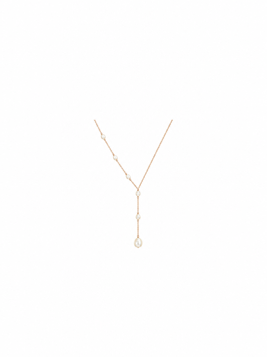 Collar vintage con colgante y perlas