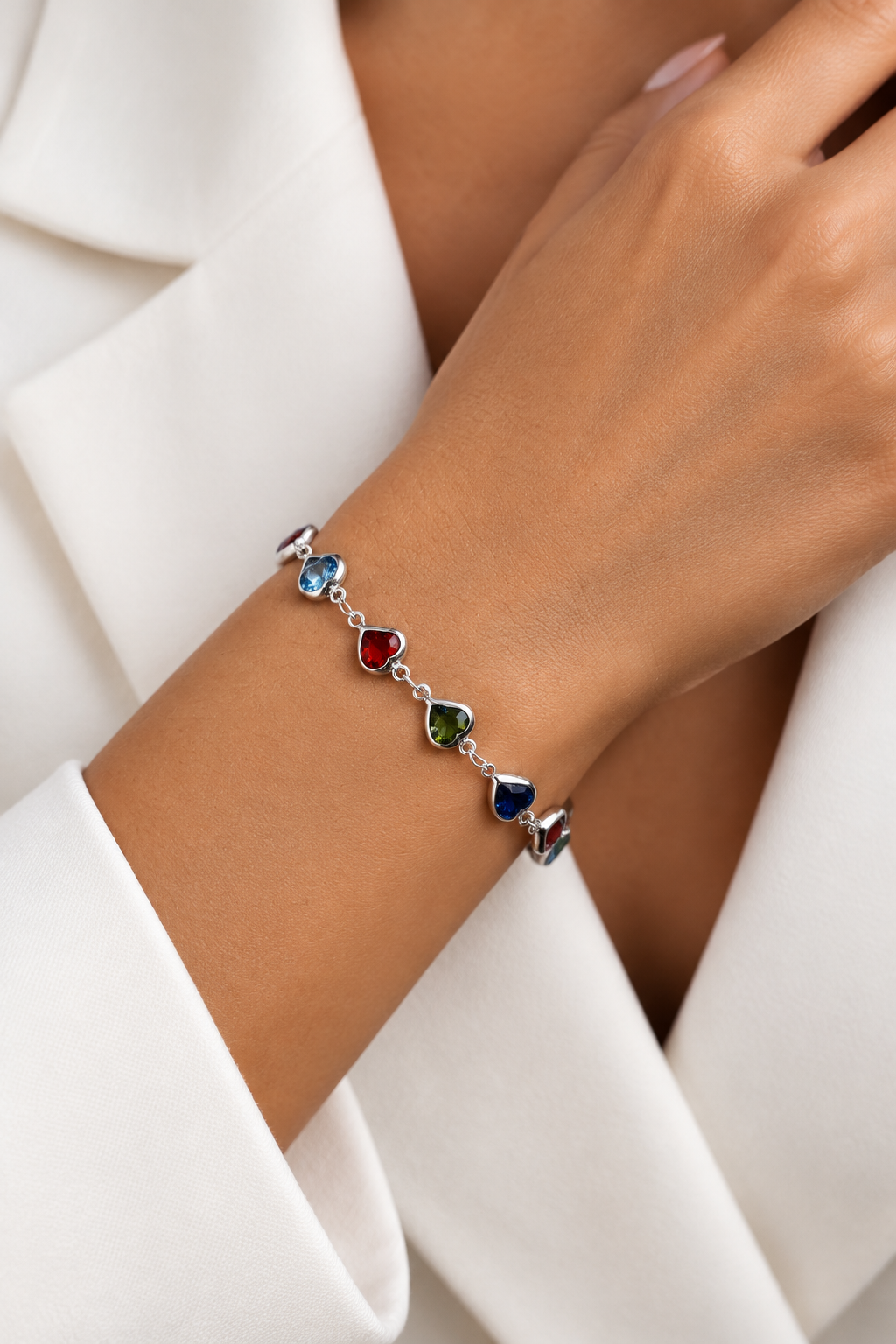 Pulsera plateada modelo 1